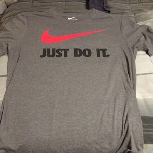 Nike tee